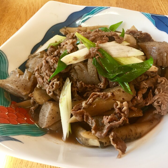 牛バラ肉と牛蒡・こんにゃくの煎り煮＊作り置きにも